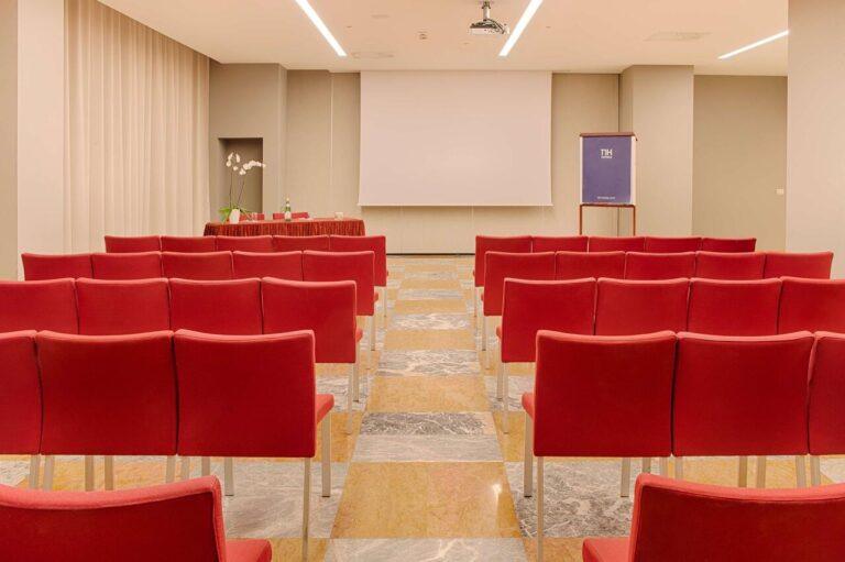 nh-la-spezia-1lieu1salle-meetings.jpg