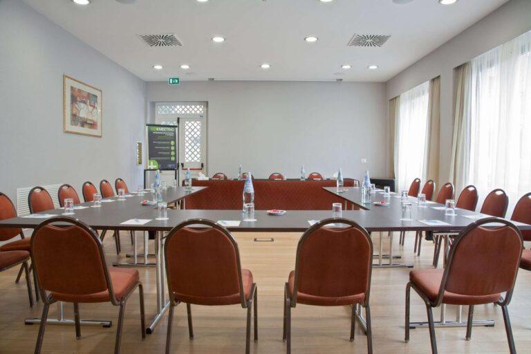 nh-ravenna-1lieu1salle-meetings.jpg