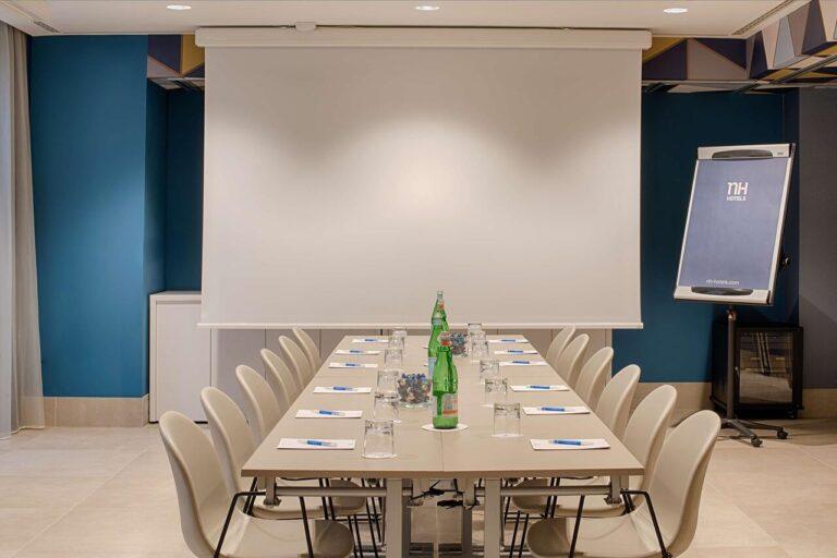 nh-venezia-rio-novo-1lieu1salle-conference.jpg