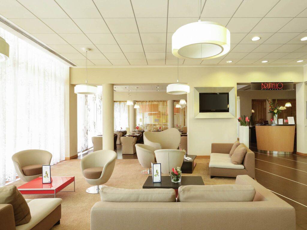 http://www.accorhotels.com/5172