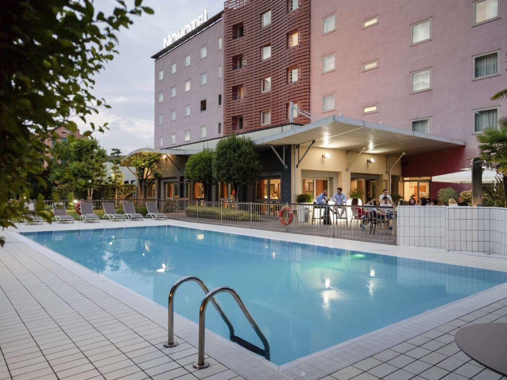 http://www.accorhotels.com/A0Z4