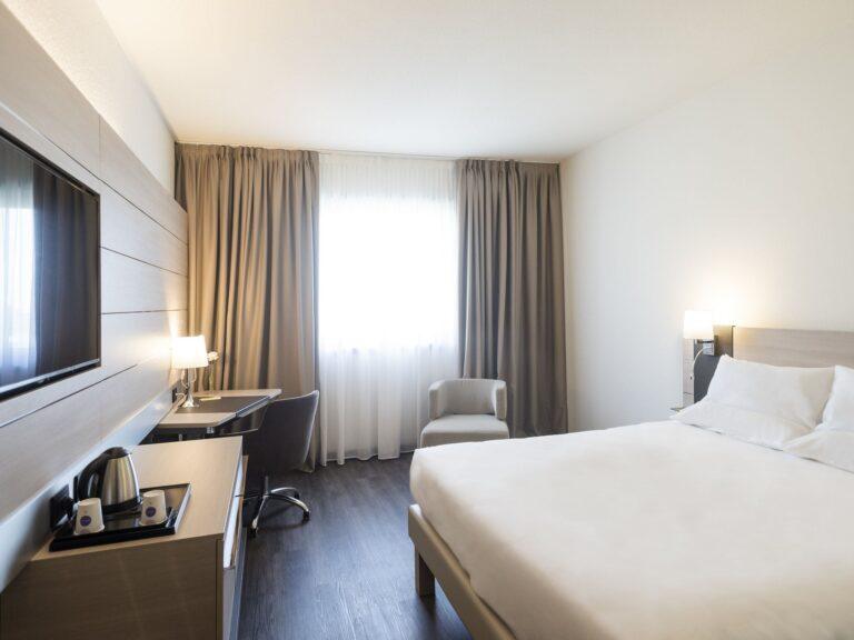 http://www.accorhotels.com/A0Z4
