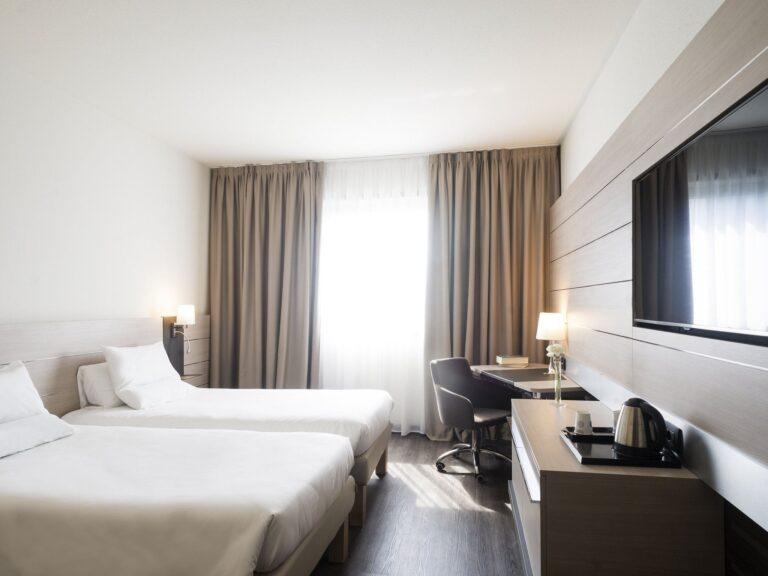 http://www.accorhotels.com/A0Z4