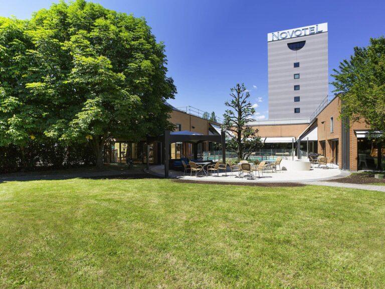 http://www.accorhotels.com/1137