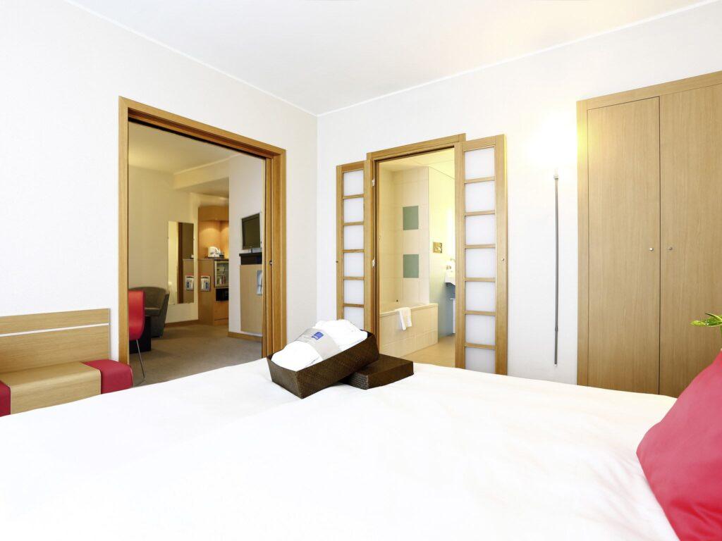 http://www.accorhotels.com/3458