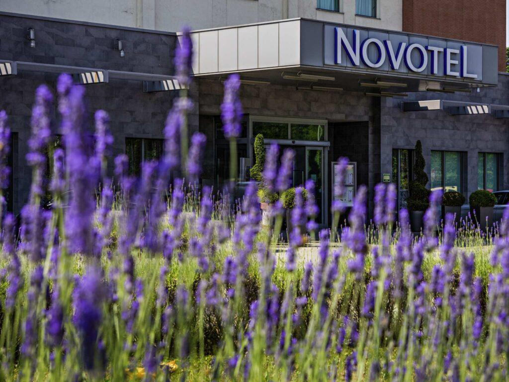 http://www.accorhotels.com/3458