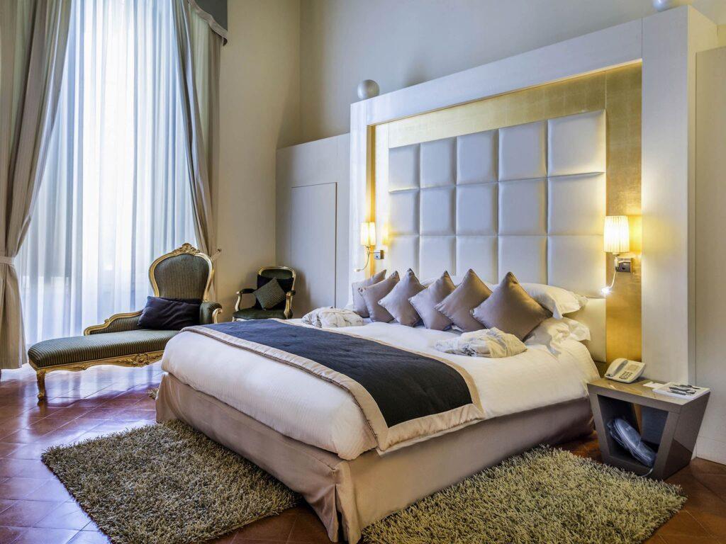 http://www.accorhotels.com/5565