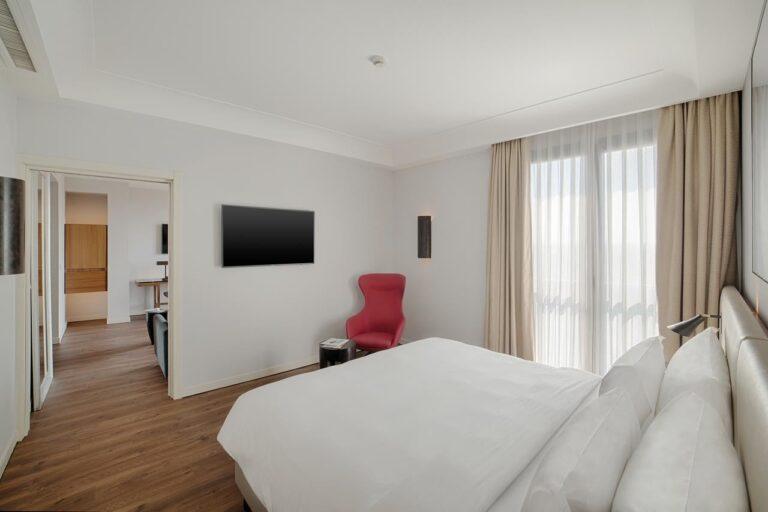 radisson-blu-milan-1lieu1salle-meetings.jpg