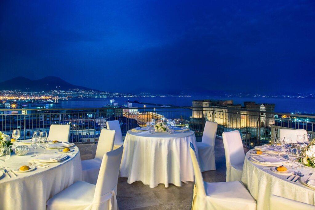 renaissance-naples-mediterraneo-1lieu1salle-meeting.jpg
