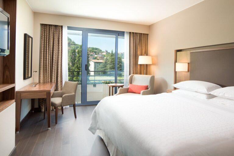 sheraton-lake-como-1lieu1salle-event.jpg
