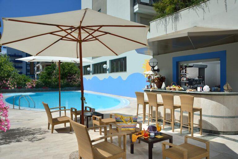 uappala-hotel-cruiser-1lieu1salle-seminaires.jpg