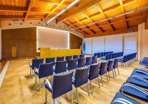 valle-di-assisi-1lieu1salle-conference.jpg