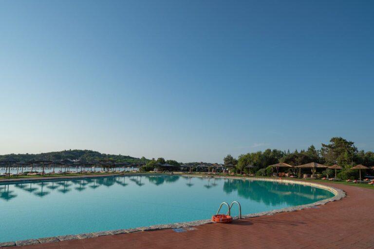 cala-di-volpe-1lieu1salle-congres.jpg