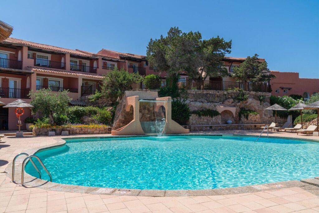 cervo-costa-smeralda-1lieu1salle-conference.jpg