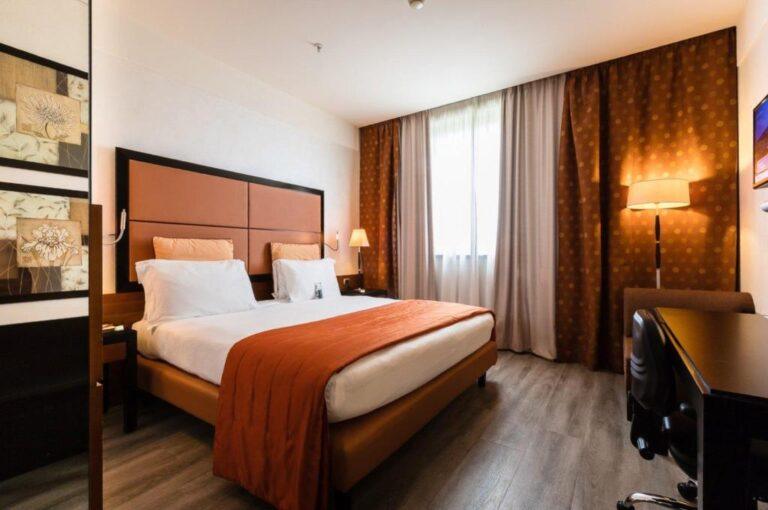 crowne-plaza-milan-malpensa-1lieu1salle-events.jpg