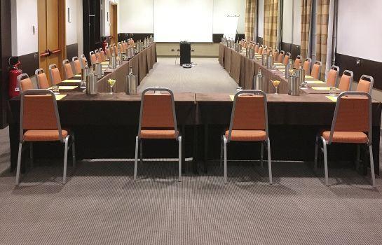 crowne-plaza-milan-malpensa-1lieu1salle-meeting.jpg