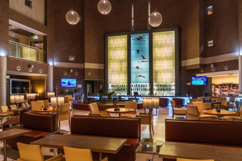 doubletree-hilton-olbia-1lieu1salle-meeting.jpg