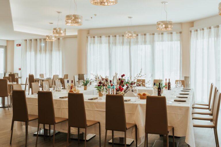 doubletree-hilton-olbia-1lieu1salle-meetings.jpg