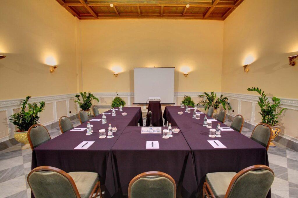excelsior-palace-palermo-1lieu1salle-seminaires.jpg