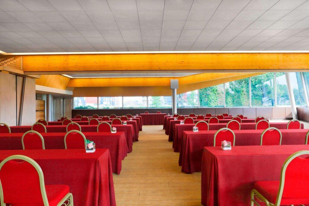 four-points-sheraton-padova-1lieu1salle-meeting.jpg