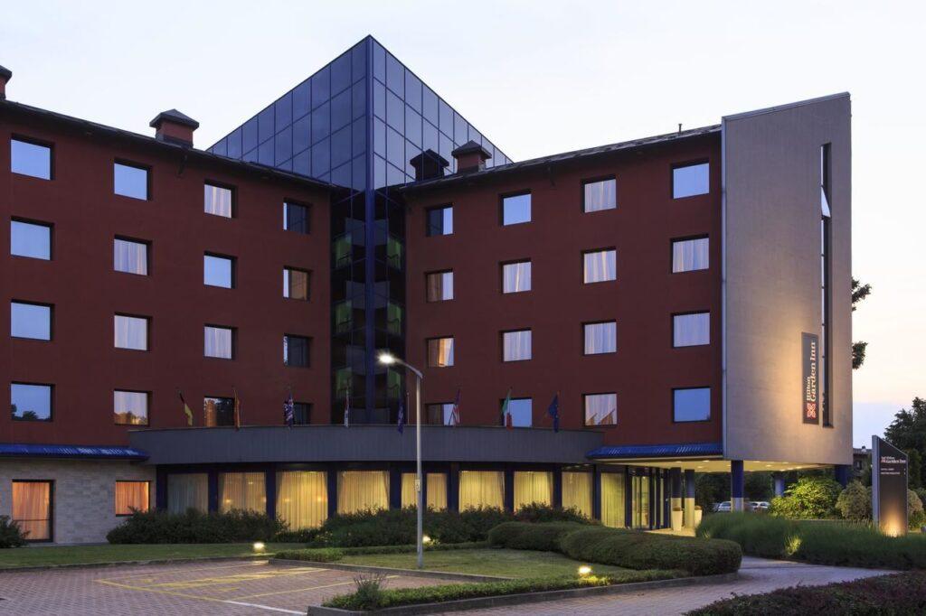 hilton-garden-inn-malpensa-1lieu1salle-event.jpg