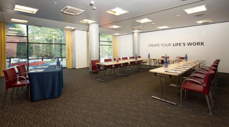 holiday-inn-turin-corso-francia-1lieu1salle-evenements.jpg