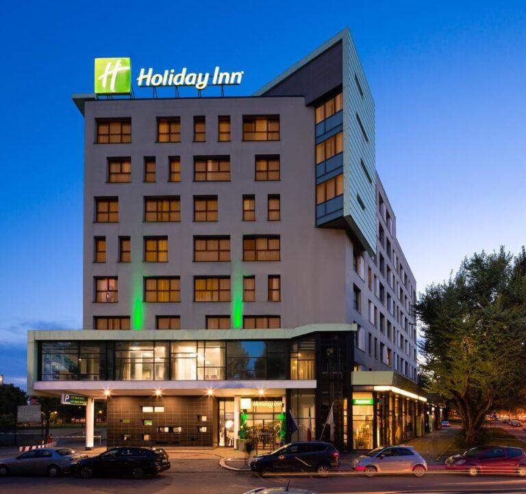 holiday-inn-turin-corso-francia-1lieu1salle-event.jpg