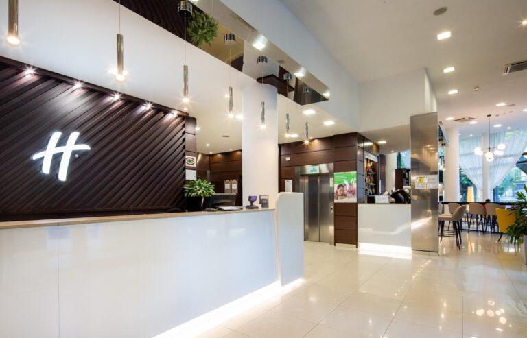 holiday-inn-turin-corso-francia-1lieu1salle-events.jpg
