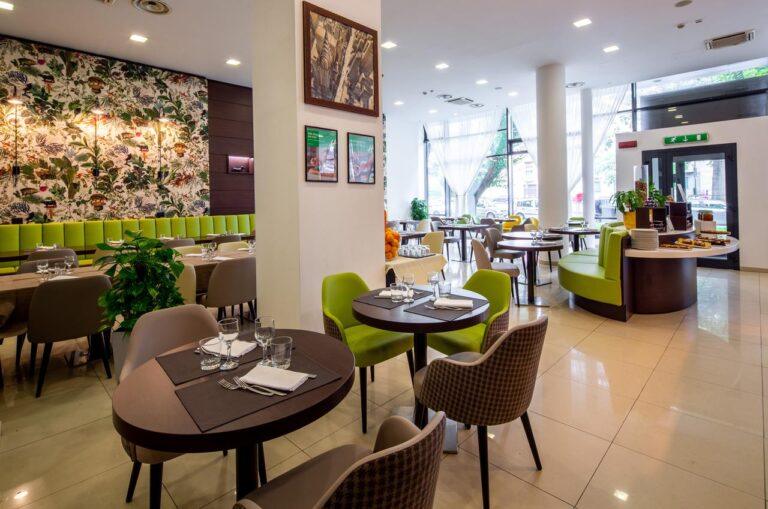 holiday-inn-turin-corso-francia-1lieu1salle-meetings.jpg