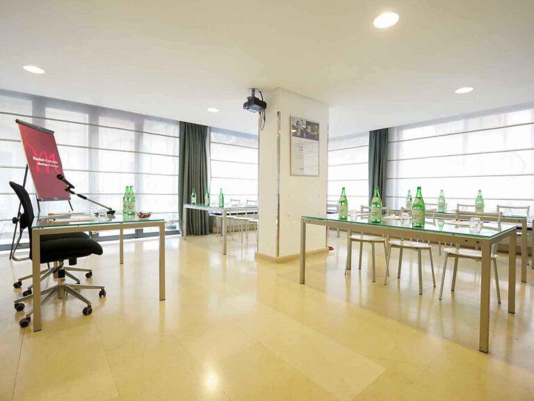 mercure-palermo-centro-1lieu1salle-meeting.jpg