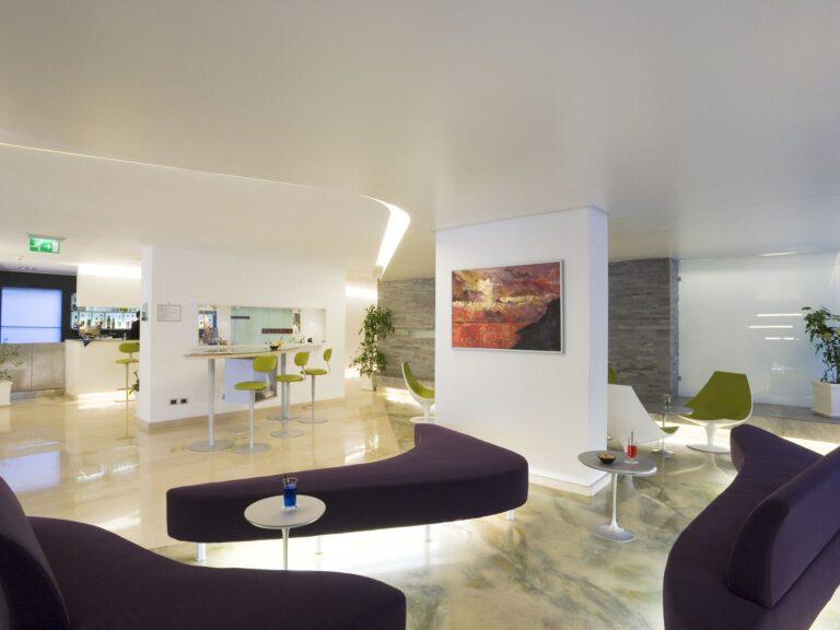 https://www.accorhotels.com/5932