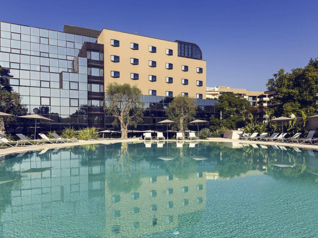 http://www.accorhotels.com/1971