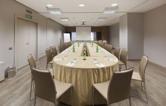 nh-torino-lingotto-congress-1lieu1salle-conference-1.jpg
