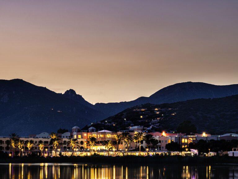 https://all.accor.com/3040