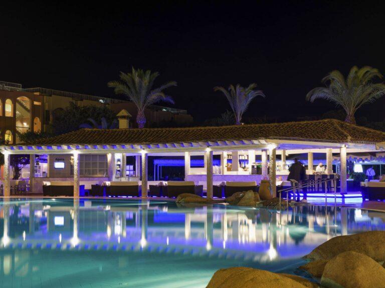 https://www.accorhotels.com/3040