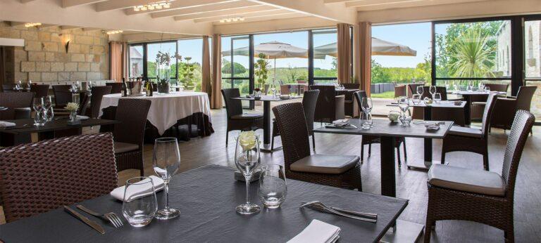 salle-de-restaurant-kerhuel.jpg