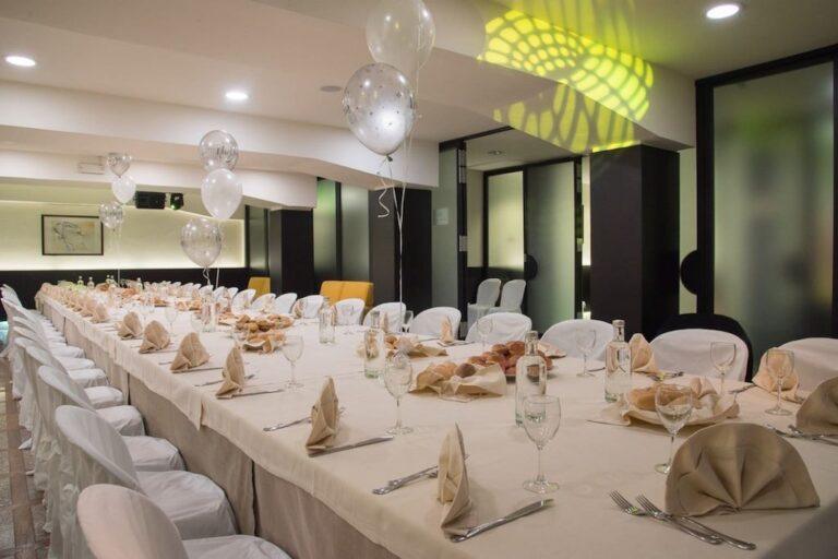 sardegna-hotel-1lieu1salle-congres.jpg