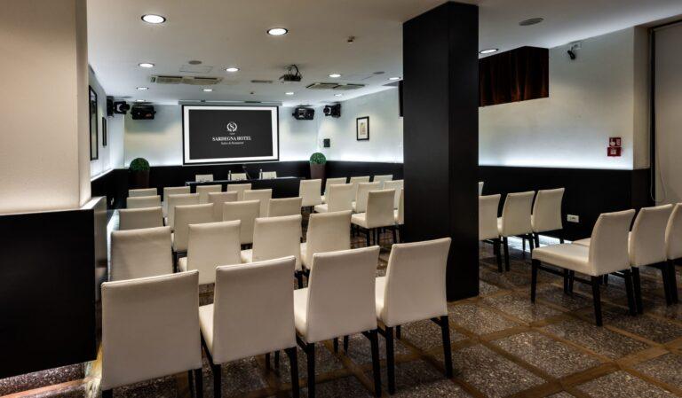 sardegna-hotel-1lieu1salle-meetings-scaled-1.jpg