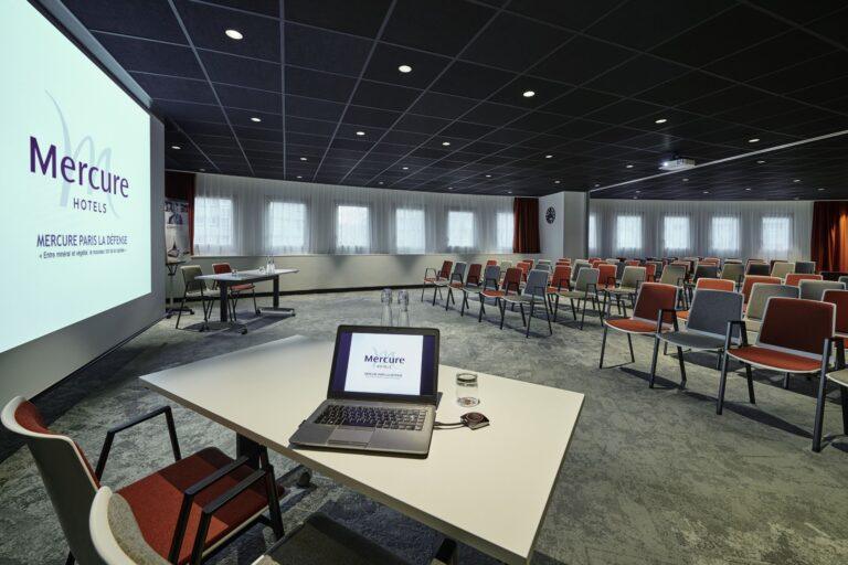 Salle_de_reunion_2-scaled-1.jpg