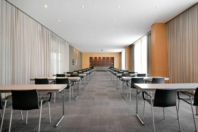 ac-hotel-firenze-1lieu1salle-meetings.jpg