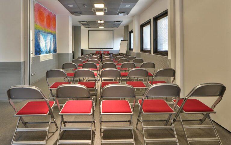 bw-plus-galileo-padova-1lieu1salle-meeting.jpg