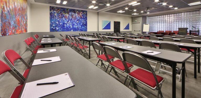 bw-plus-galileo-padova-1lieu1salle-meetings.jpg