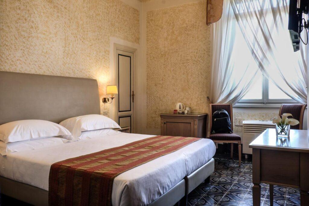 bw-premier-grand-hotel-royal-1lieu1salle-evenement.jpg