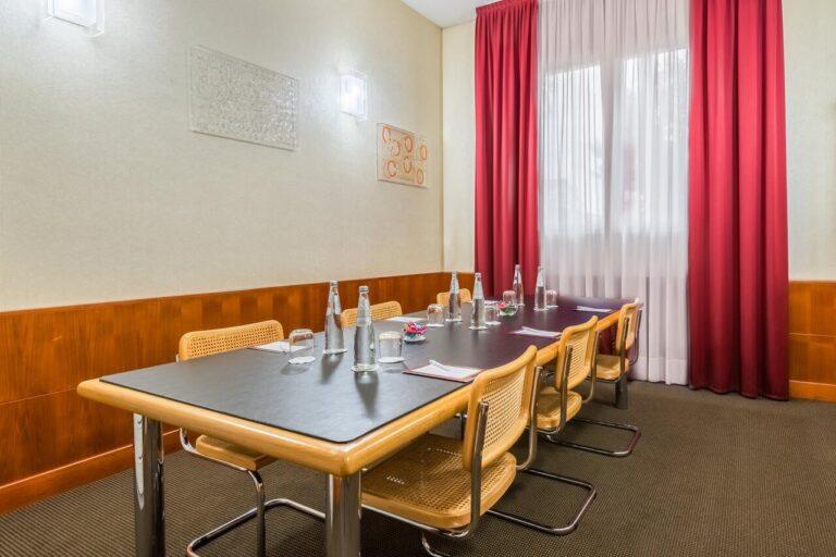 crowne-plaza-venise-est-quarto-altino-1lieu1salle-meeting.jpg