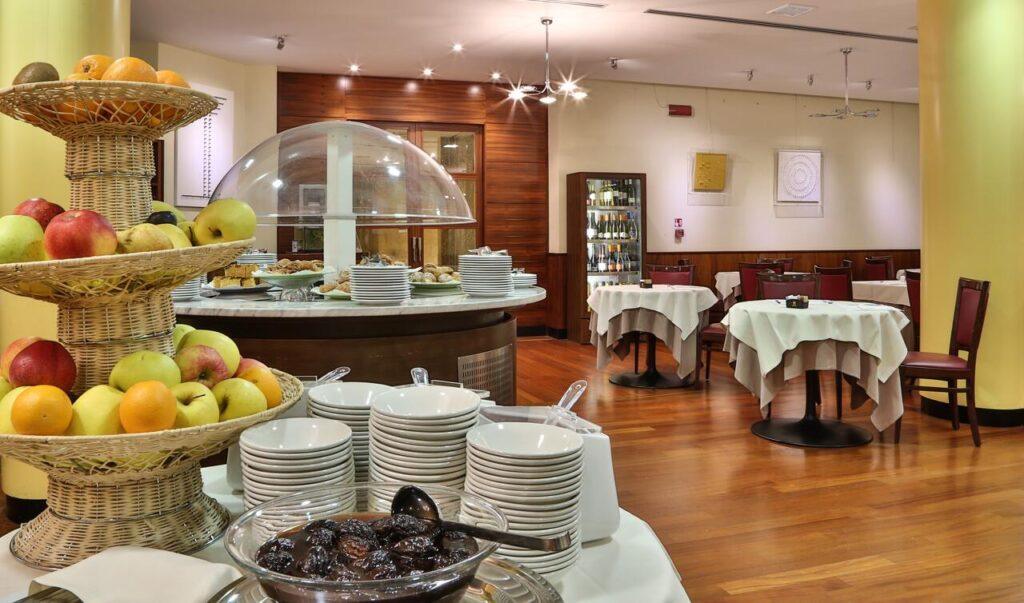 crowne-plaza-venise-est-quarto-altino-1lieu1salle-reunions.jpg