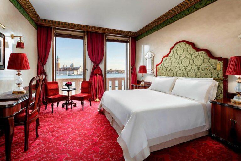 danieli-hotel-venice-1lieu1salle-reunions.jpg