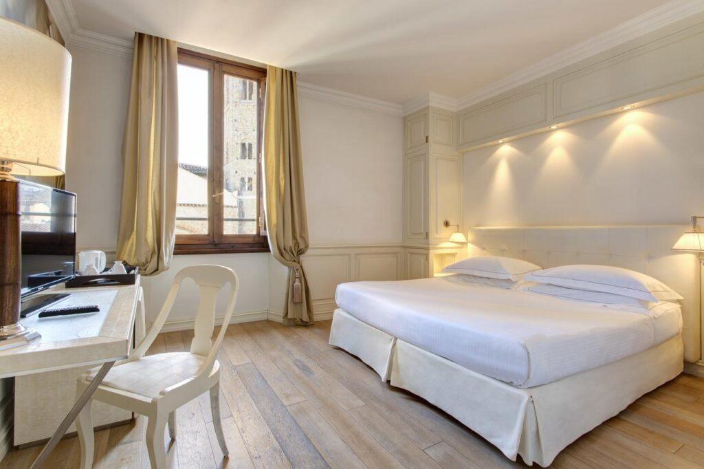 grand-hotel-cavour-florence-1lieu1salle-reunion.jpg