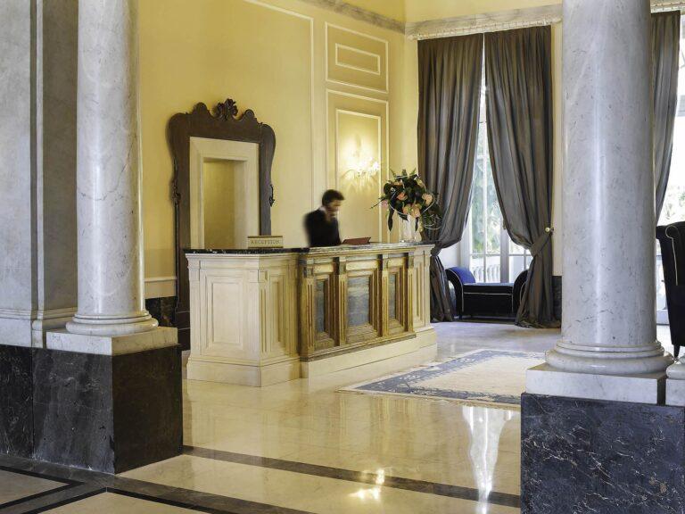 http://www.accorhotels.com/A2H1