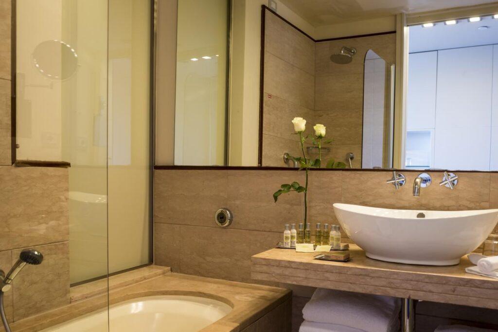 hilton-florence-metropole-1lieu1salle-evenement.jpg