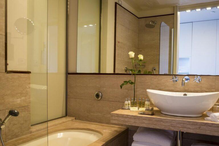 hilton-florence-metropole-1lieu1salle-evenement.jpg